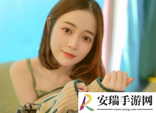 男生和女生一起努力生猴子