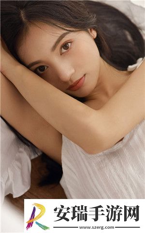 已满十八带好纸巾从此转人加入了经典的国产港台内容