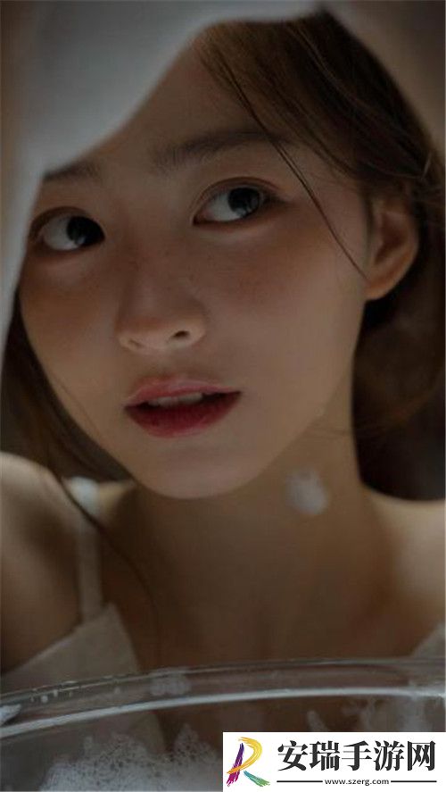 精华液一区二区区别