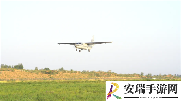 国产最大无人运输机成功首飞