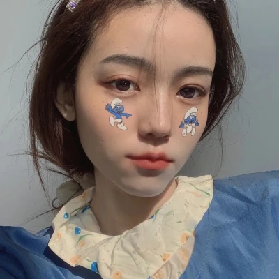 老李头和他的媳妇的性格特点