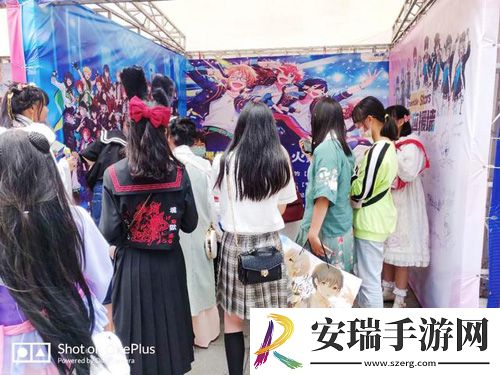 偶像梦幻祭2丰富多彩漫展之旅预约！