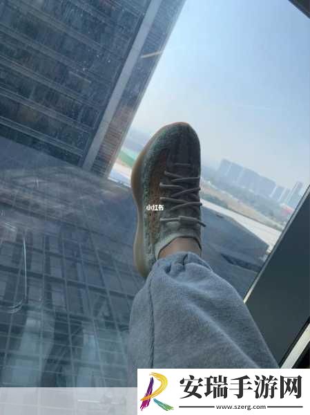 yeezy蜜桃色和白**别