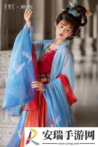 绝对演绎联名款汉服上线