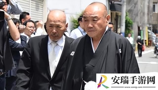 潮起潮落谁在裸泳日本潮品盘点自嘲式大揭秘