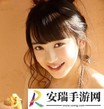 军训大白兔蹦出来了