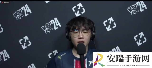 PSG赛后群访Betty
