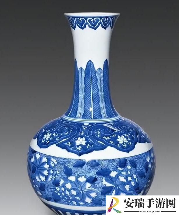 白釉青花一火成花从釉里透分明说的是哪种工艺品