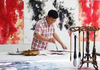 三七大但人文艺术免费任芬