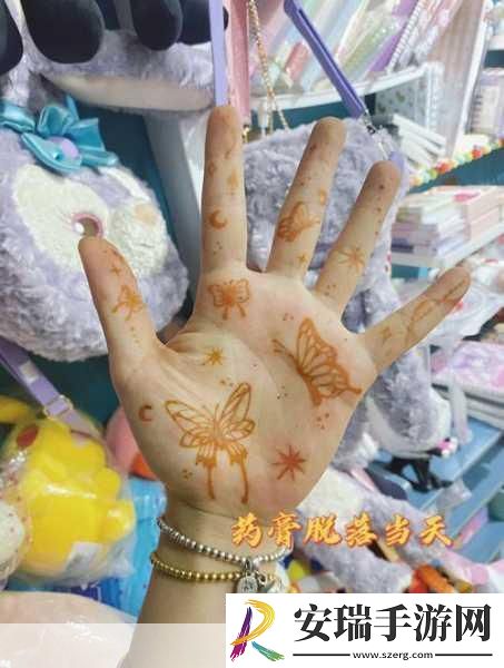 女生戴自动蝴蝶去上班注意事项
