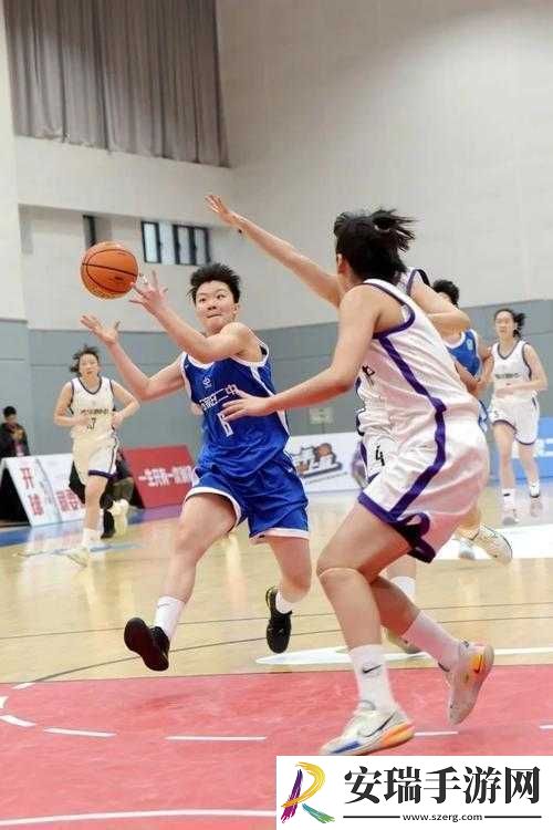 高中女篮比赛盛轮轩