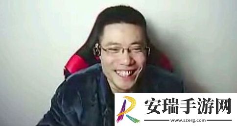 全体起立是什么梗网络用语