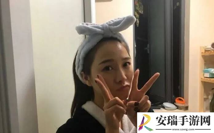 Lyainevan特莱莎是谁