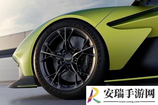 全球限量999辆！Valhalla超帅绿色旗舰超跑发布