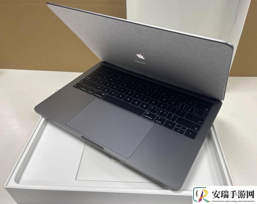 新款MacBookPro驾到友