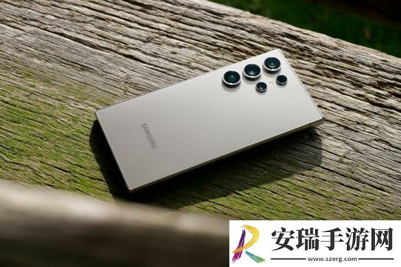 比小米15窄一圈！曝三星S25Ultra有行业最窄四等边
