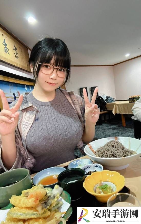 日本**偶像东云海新照
