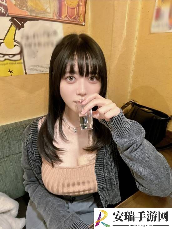日本**偶像东云海新照