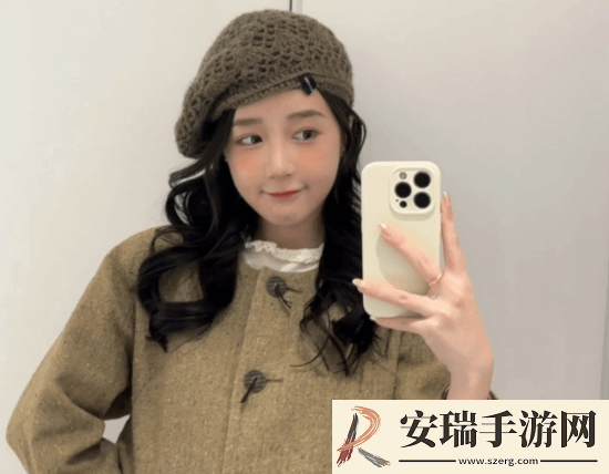 12345回应徐娇劝阻男子餐厅抽烟