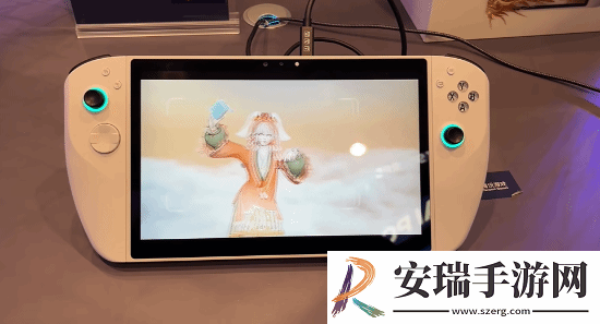 腾讯游戏掌机实物曝光！支持裸眼3D