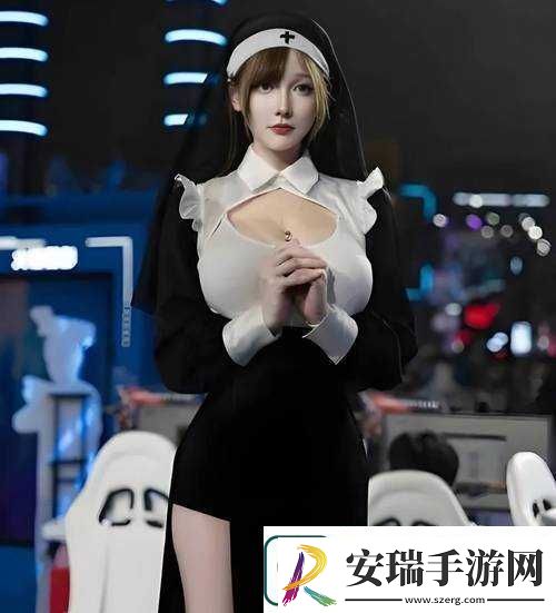 白丝美女被*