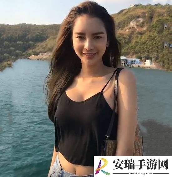 泰国最美“人妖皇后”嫁入中国